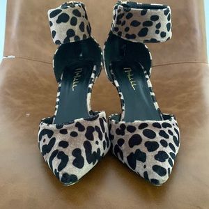 Kitty Heal Eye Catchers